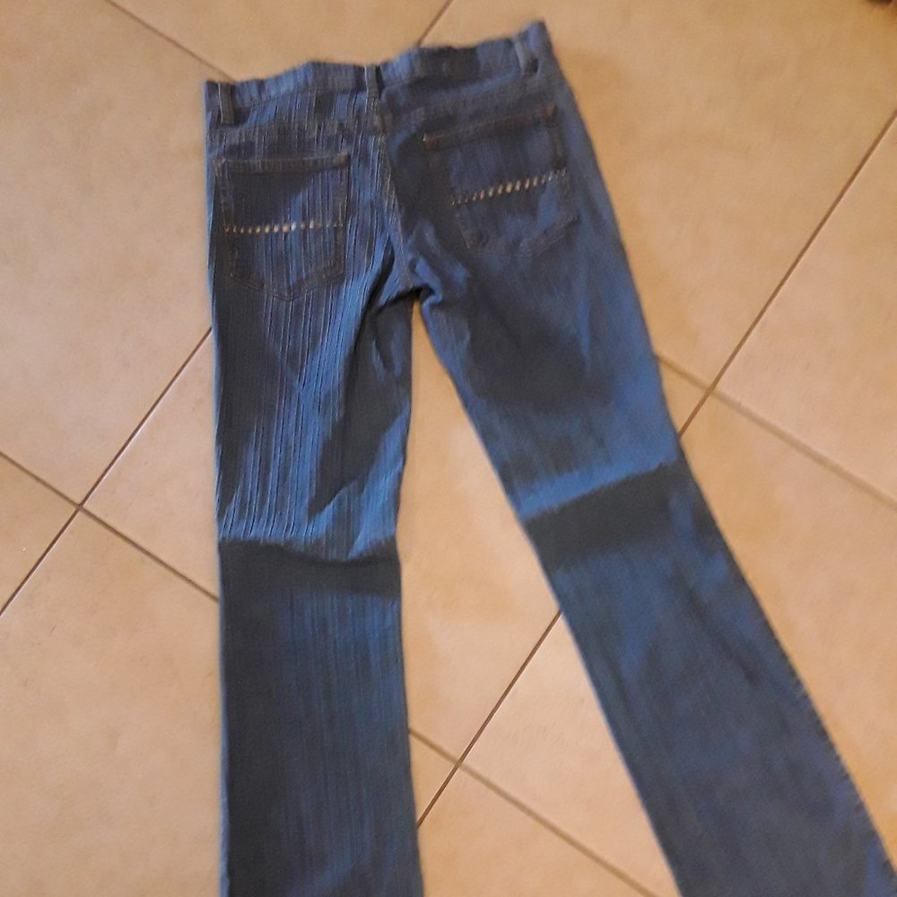 Jeans - Picture 3 of 4